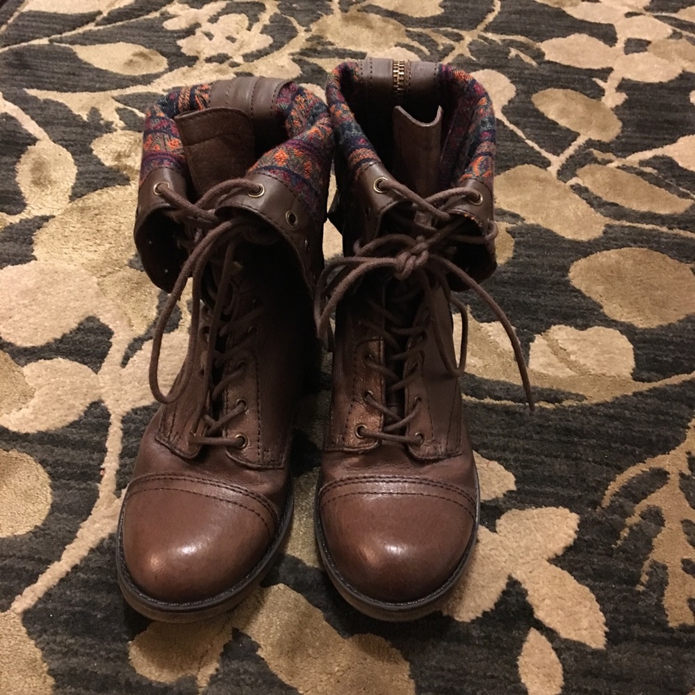 Steve Madden Brown boots